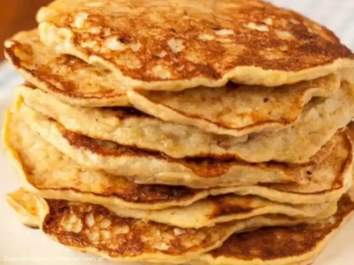 Pancakes με μπανάνα και αυγά